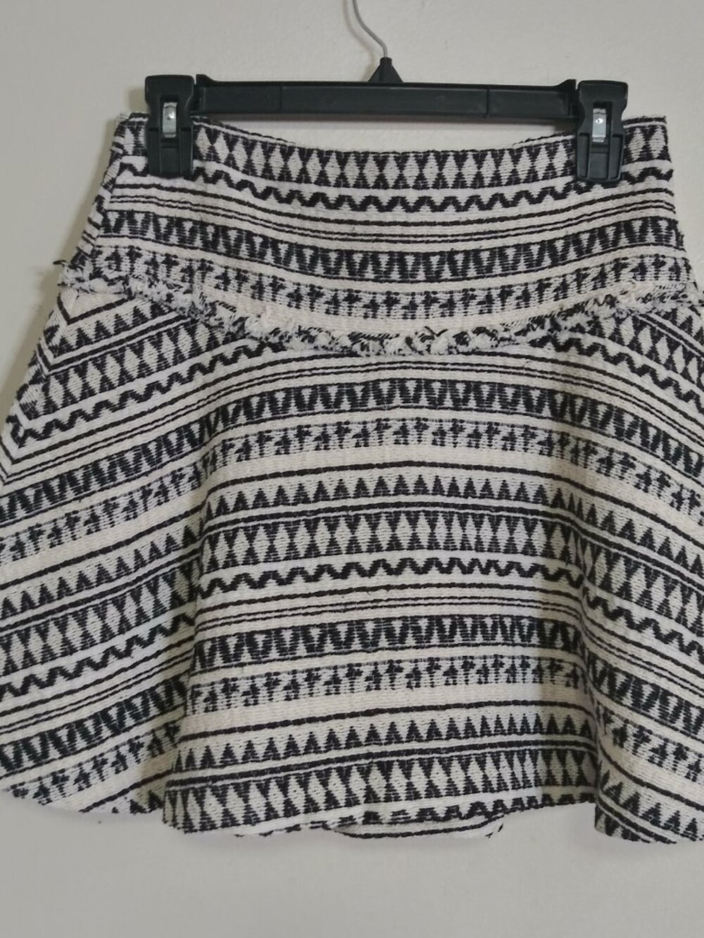 Banana Republic Women's Black & Cream Tribal Print A-Line Mini Skirt Size: 0